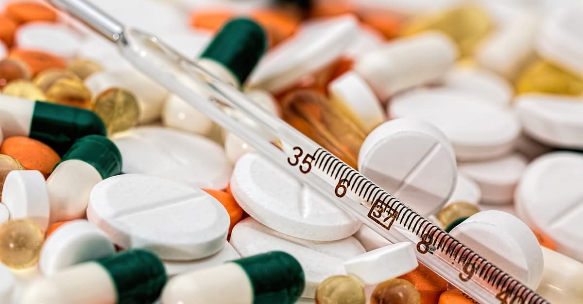 Aplicativos de controle de medicamentos: Lembretes e monitoramento de doses